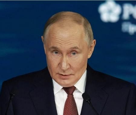 「みんな、ガソリンはどこだ？」 – ロシアの別の地域で燃料不足が発生　「民主・共和」地区のガソリンスタンドは騒然　(動画あり)