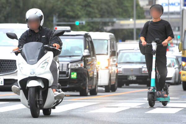 異常なほどの飲酒事故率=電動キックボード等「特定小型原付」 ながら運転の重大事故も急増　統計が語る