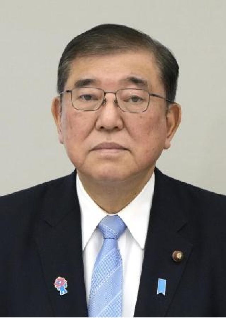 石破「8月15日に戦後80年談話は出さない」　俺「おっマジで？」　石破「9月2日に出すわ」