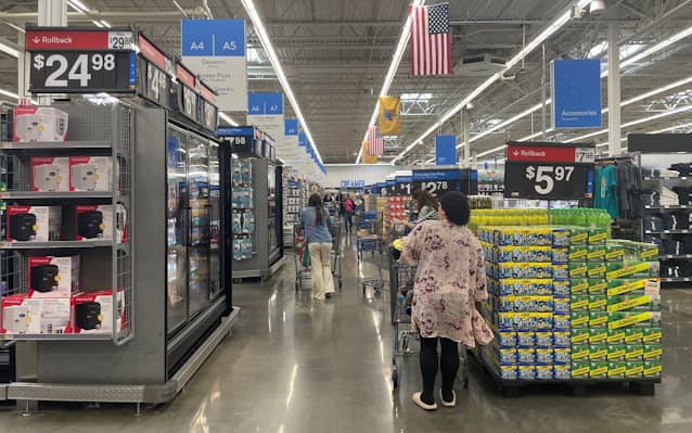 米経済、3%高成長に幕　不況回避も低所得者は「朝食抜き」