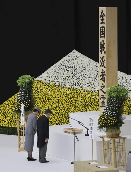終戦の日、不戦と平和の誓い新たに…戦没者追悼式に参列の配偶者はゼロに