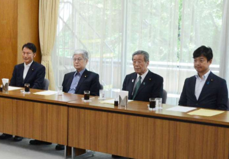 自民・森山氏、県連会長を続投…鹿児島