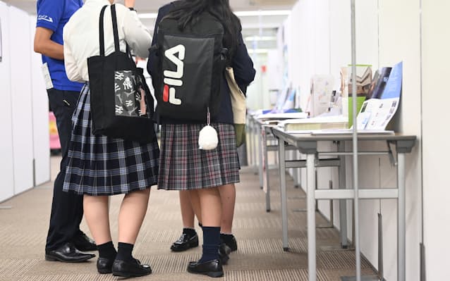 進む大阪府立高再編「40年に2割減」試算　さらに私立無償化影響も