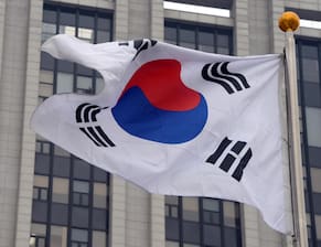 韓国裁判所、元徴用工訴訟で日鉄とJX金属保有の株式差し押さえ認める　原告支援団体「謝罪せよ」