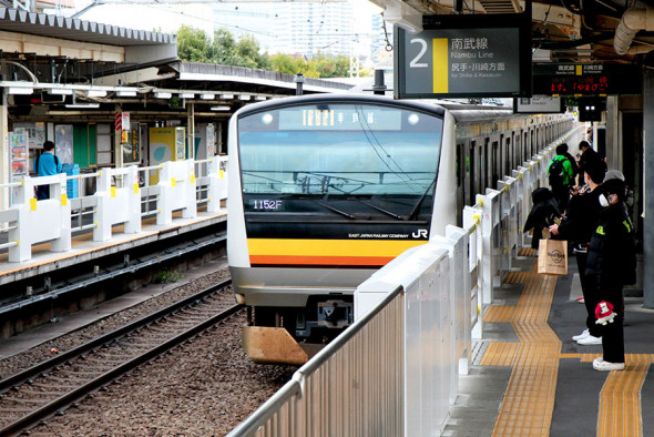 ＪＲ南武線、ワンマン運転で朝の遅延拡大　ドア開閉に遅れ、車両を改修へ