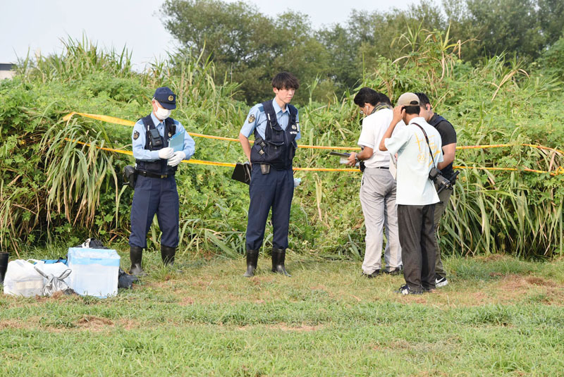 女子大生死亡…慶応の21歳、身元判明　高度350mまでグライダーで上昇し墜落、衝撃で全身挫滅　遺族「ようやく身元特定され再び会える」
