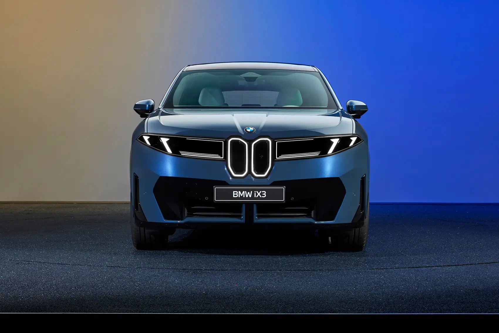 BMW、豚鼻グリルをコンパクトにしたフルモデルチェンジ車を発表　めちゃくちゃカッコ良くなる