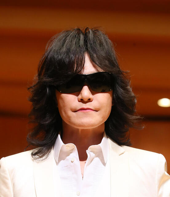 X JAPANのToshl　脳腫瘍公表の真矢へメッセージ「ステージに戻ってこられる日を心から願っています」