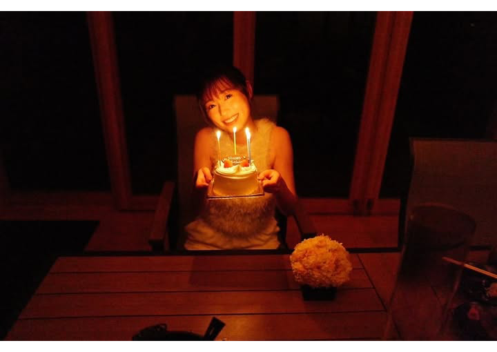 【芸能】「まいんちゃんがもう、27歳かあ」　福原遥、誕生日報告　ノースリ美貌ショットに「可愛すぎだよ」「国宝級笑顔