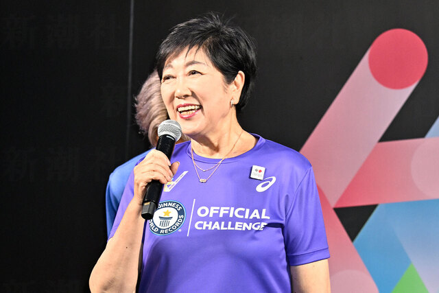 【小池都知事】「首席で卒業？　カイロ大学？　嘘をつくなぁ！」　怒号の中心にいた「エジプト出身タレント」が訴えたこと…