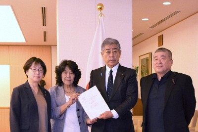 【政治】「パレスチナ国家承認を」　与野党国会議員206人署名、外相に要望