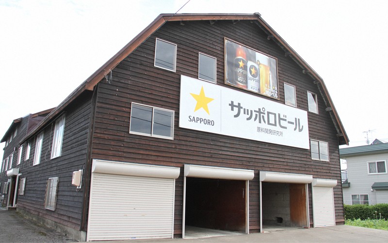 【缶ビールもう飲めない？　北海道の猛暑で500ミリリットル400円値上げの可能性】サッポロビールの担当者 「居酒屋で生ビールが当たり前という時代ではなくなるかもしれません」