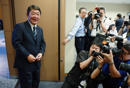 【自民党総裁選】「野党と連携」争点に　茂木・小泉氏ら関係アピール