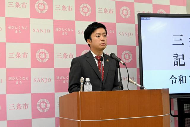 ガーナ政府団の視察が中止に　新潟県三条市、「ホームタウン」問題で