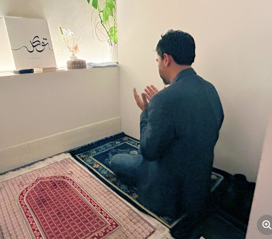 イスラム教徒「京都は旅行中に礼拝できる場所が少ない…」