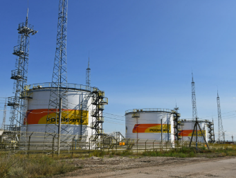 ドローン攻撃でロシア最大級の製油所でありロスネフチ最大の石油精製所が機能停止