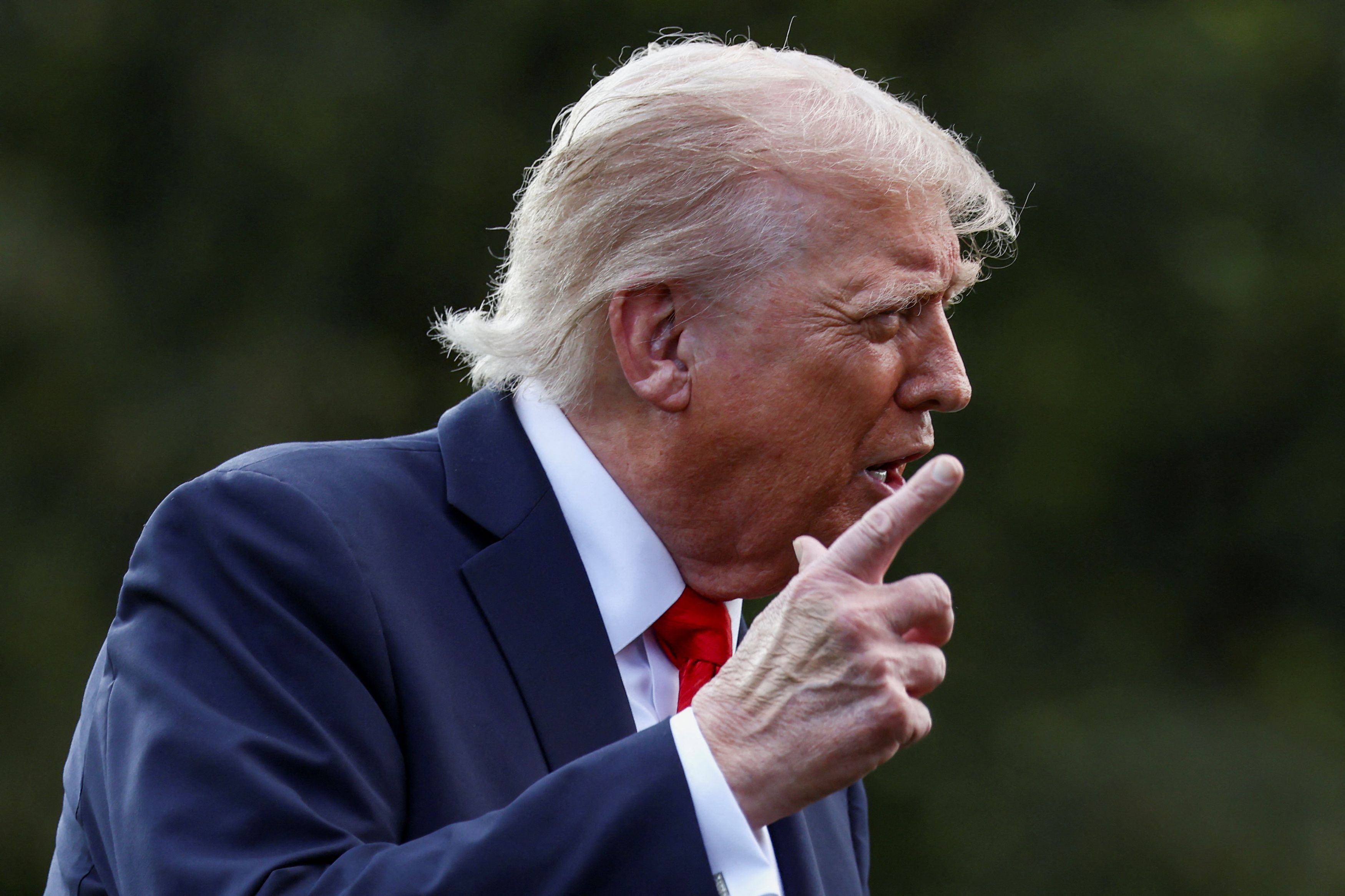 プーチン大統領への「我慢限界」　トランプ氏、強硬姿勢必要