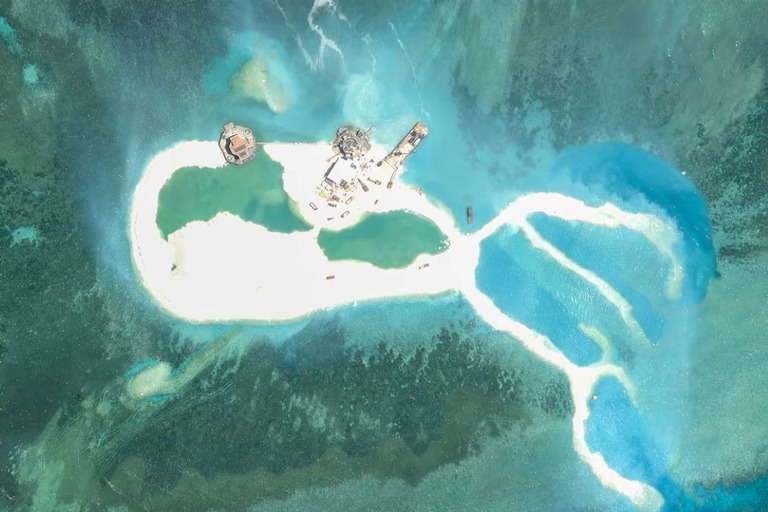 ベトナム、南シナ海の島々を広範に要塞化　中国のやり方手本に