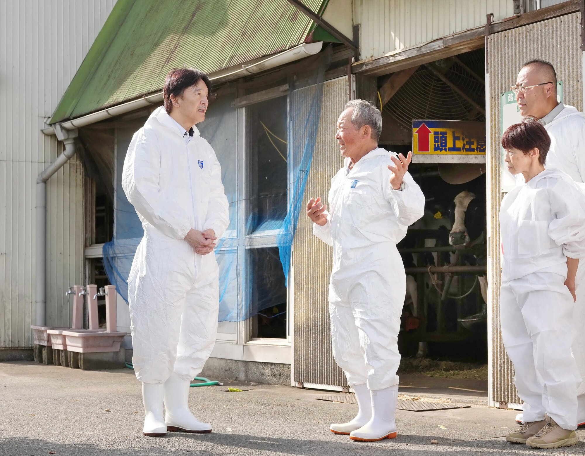 秋篠宮さま、大日本農会が表彰した農家を視察　猛暑の影響気にかけ