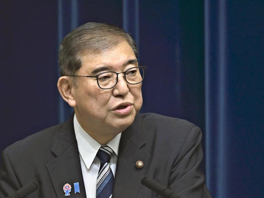 自民不信の底流に政治資金問題 「国民政党」再生 新総裁に重い責務(読売)