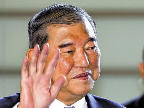 【石破首相、支持率向上で政権継続に強気】立民支持層や高齢層が底上げ