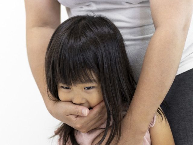 赤ん坊を売り渡す韓国人たち、闇の取引は今も　背景には未婚母の増加と“望まぬ妊娠”