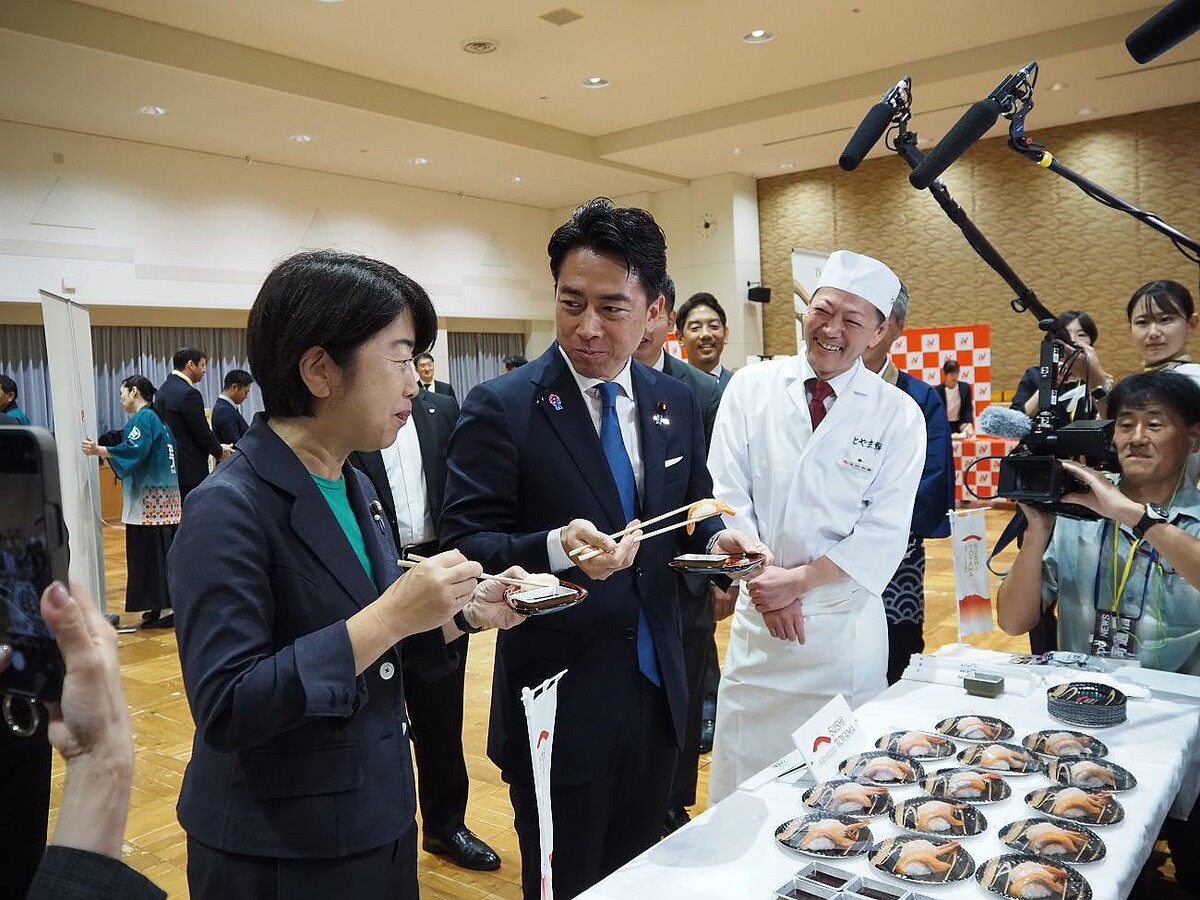農水省、輸出拡大に向けてコメ加工品試食会を開催…小泉大臣「日本の食は世界でトップをとれる。米増産に向けて、米輸出需要の拡大を」