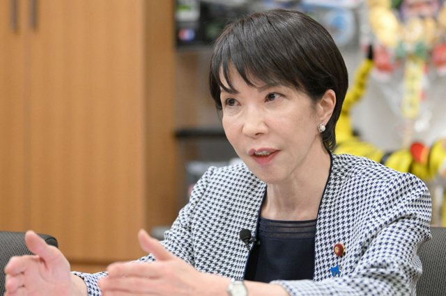 パさん、フェミさん、日本初の女性総理の誕生です。ついにここまで来ました。喜びましょう