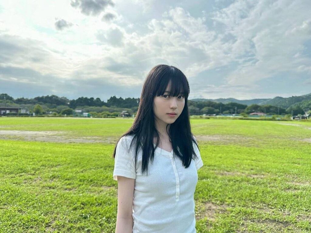 【卓球】「なんちゅー綺麗な子や」〝21歳女子卓球選手〟大自然オフショットが大反響「透明感ハンパねぇ」