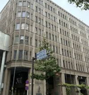 【ハラスメント】共産党区議が新宿区管理職に"しんぶん赤旗"を「押し売り」　アンケートに64％が「心理的な圧力」