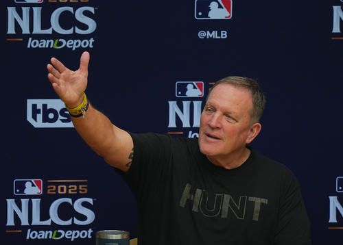 【MLB】ブルワーズ監督、スター軍団ドジャースに敬意 「山本は実にいい投手」 「最後に100マイルとスプリット投げる投手は誰だっけ」