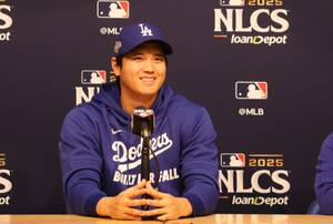 【MLB】大谷翔平「逆に言えば打てれば勝てると」 ロバーツ監督から“苦言”も笑顔でポジティブ変換…PS打率.147と不振
