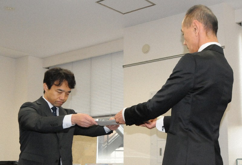 【日本郵便】全国111郵便局の軽バン188台使用停止　不適切点呼で国交省通知