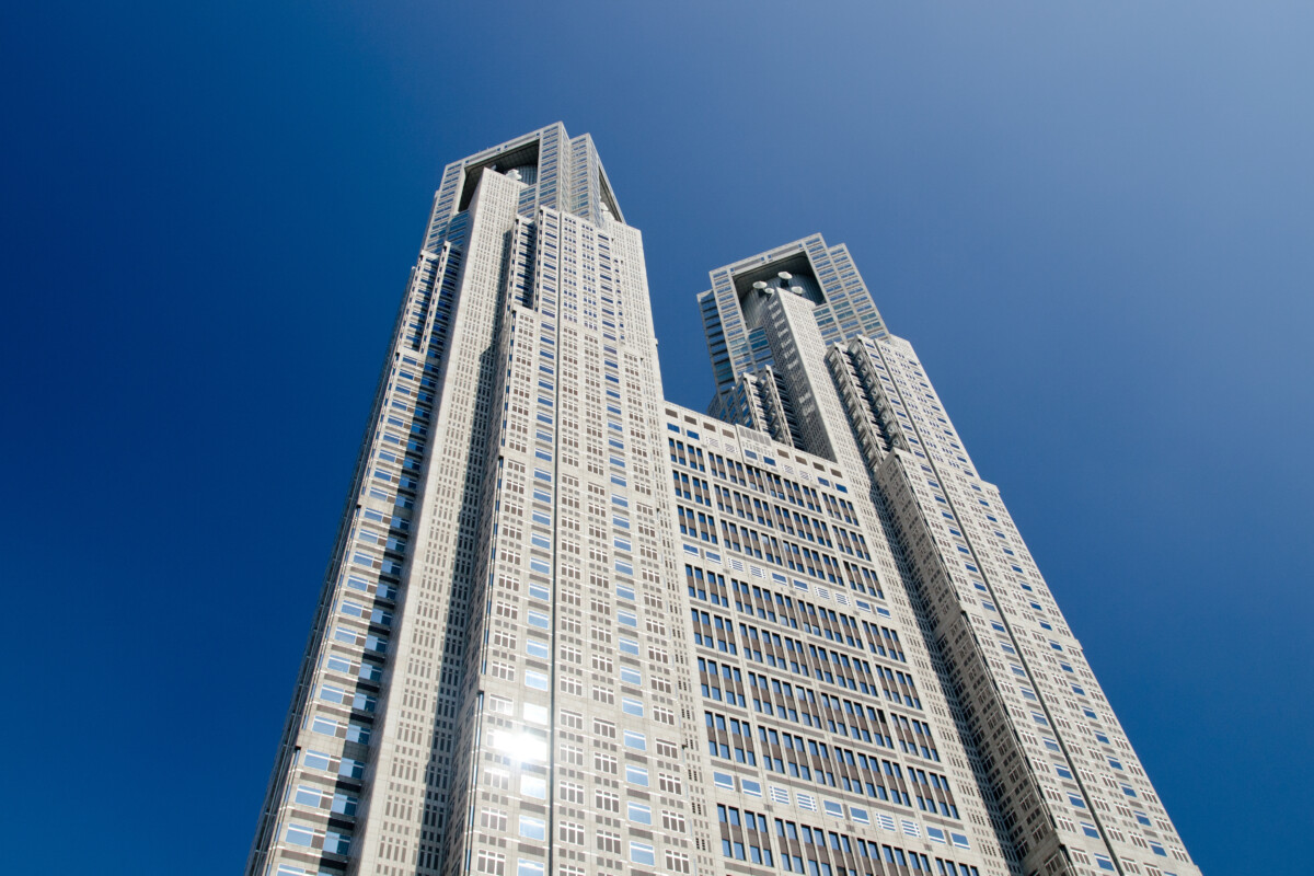 【東京都】女子生徒の『陰○や乳○を触る』　「自身の唇をなめさせる」など…　4人の教諭　失職