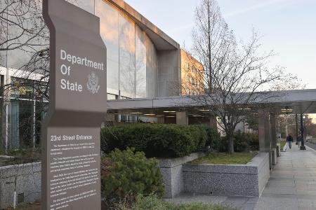 【米国務省】中国女性と交際隠し外交官解雇　「愛のため政府に逆らった」