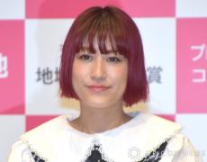【芸能】IMALU、奄美大島で暮らすパートナーと父・明石家さんまの関係性明かす　黒柳徹子の質問攻めに照れ笑い