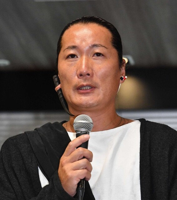 【握力】キャンドルジュン、素手でリンゴ真っ二つに割る「プロレスラー以外で初めて見た」被災リンゴ農園を支援