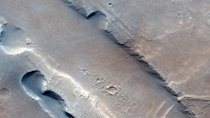 火星で吹き荒れる砂嵐「ダストデビル」時速160キロの超高速だが165キロの広末涼子さんには負ける