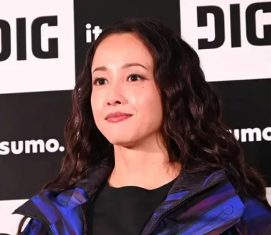 【芸能】女優・沢尻エリカ　1年8カ月ぶり公の場で魅了！　約15年ぶり共演の窪塚洋介にメロメロ「相変わらずかっこいい」