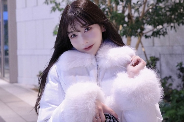 三山凌輝の元婚約者・Rちゃんの動画で富裕層向けコンシェルジュ会社社長の「BLACKPINKの席、数百枚持ってる」発言が波紋