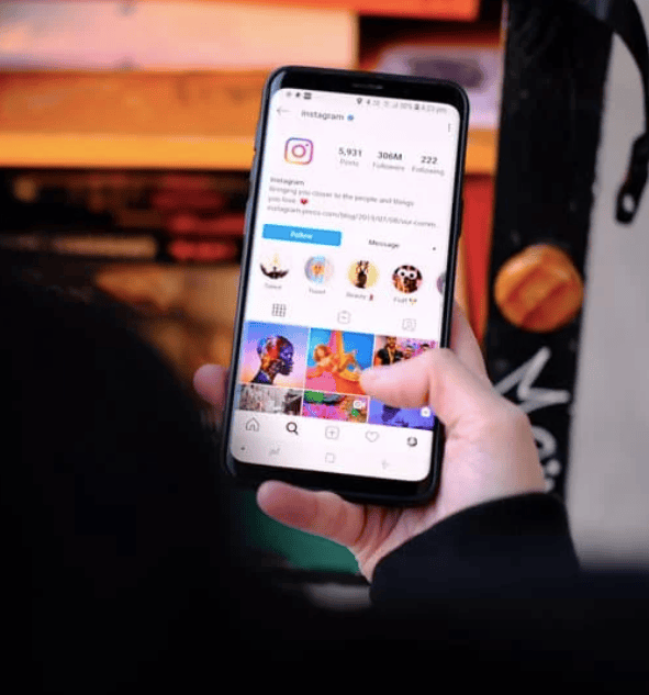 【調査】動画系SNSを主なニュースの情報源とする利用者に「陰謀論的思考」が強い傾向