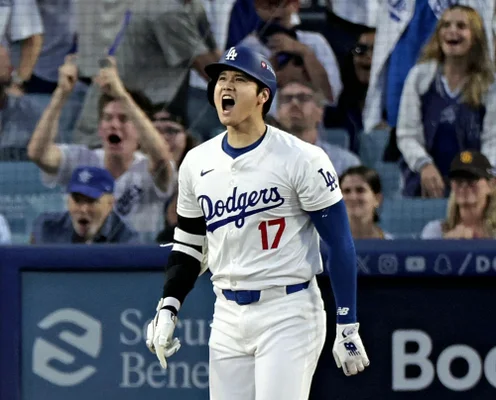 大谷ポストシーズン1号ｷﾀ━━━━(ﾟ∀ﾟ)━━━━!!