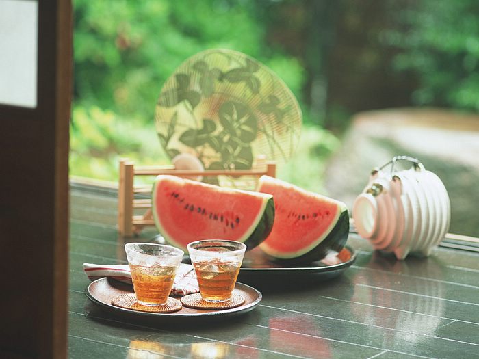 日本の夏、42年で3週間長く　春秋は短く「二季化」進む