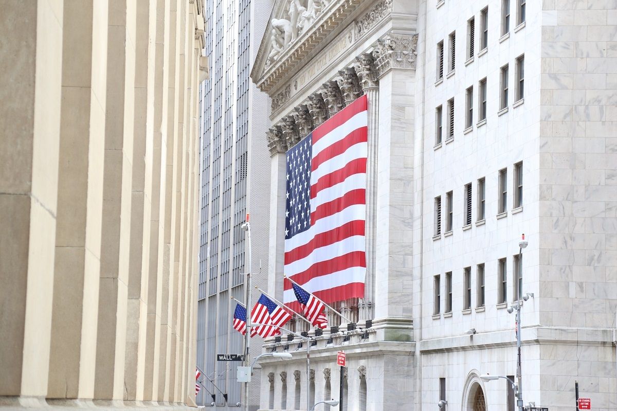 日経平均大幅反落も米国株も落ちる。今すぐ売れ！！！