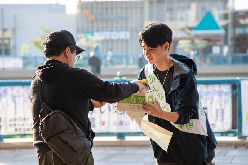 【貧困】「食事は袋ラーメンのみ」　物価高で遺児家庭半数「必要な食料買えず」