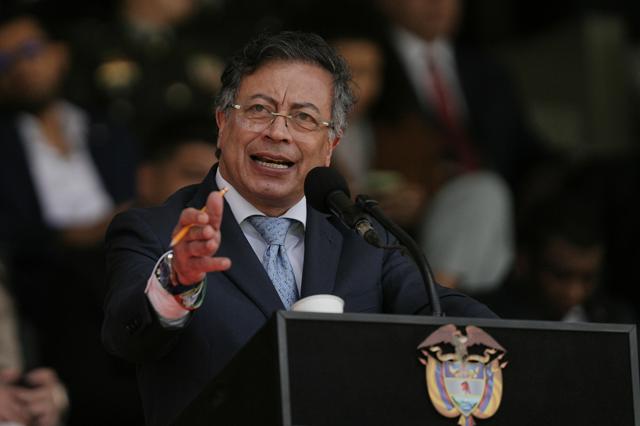 【トランプ政権】コロンビア大統領を制裁、資産凍結 麻薬密輸助長と主張。