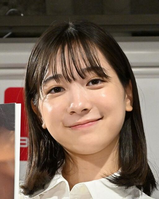 【芸能】戦隊ブラック降板の19歳今森茉耶、不倫疑惑報道の謝罪の場に現れず…事務所に内緒で“ラウンジ勤務”疑惑も浮上か