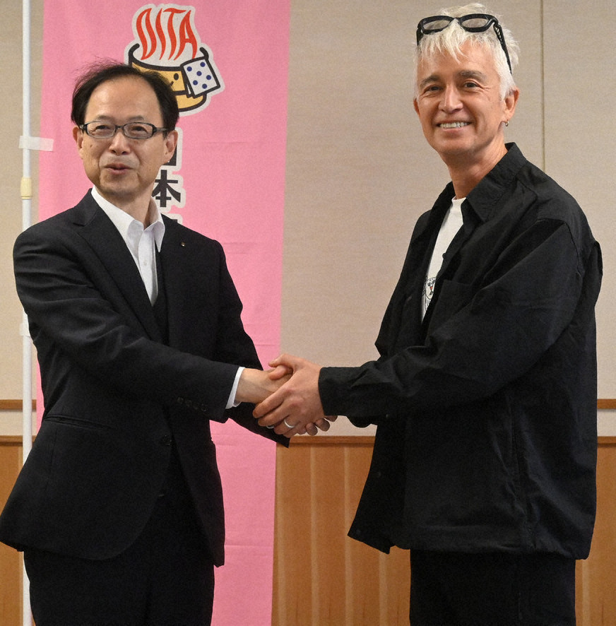 マーク・パンサーさん、大分・別府に移住「健康になれる場所と聞いて…」