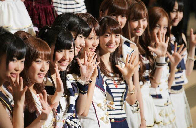 【文春】AKB48『紅白歌合戦』出場へ！　前田敦子＆大島優子が限定復活！ 『ヘビロテ』など黄金期メドレー披露　神7の多くが出場