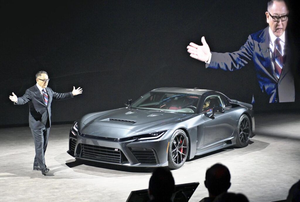 トヨタが新型スポーツカー「ＧＲＧＴ」世界初公開…アルミニウム骨格のハイブリッド、最高時速320km